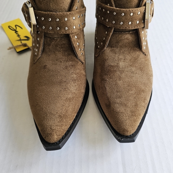 Seven7 Dallas ankle boots size 6 faux suede stud detail buckle western NWT - Picture 3 of 15